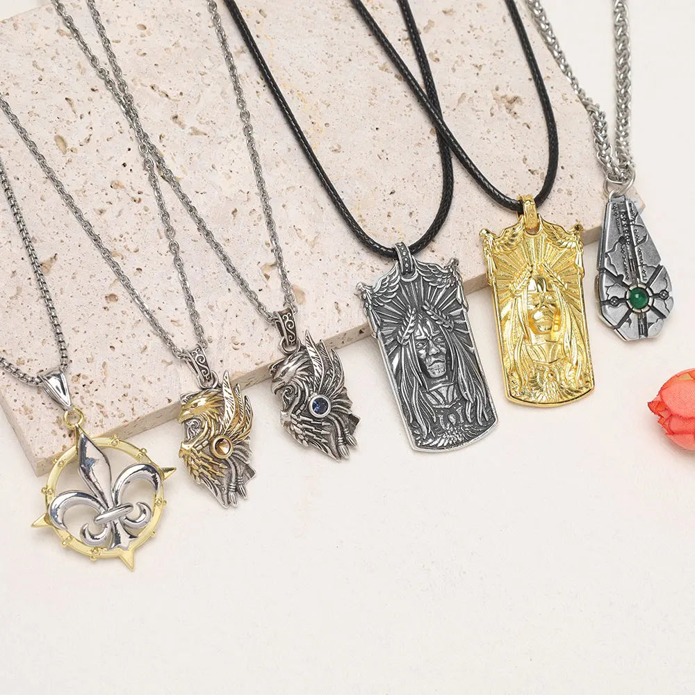 Game Warhammer 40K Peripheral Pendant Necklace Hip-Hop Punk Men Sweater Chain Fashionable Jewelry Accessories Gift For Friends